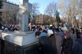 В Николаеве сотни верующих прошли крестным ходом. ВИДЕО