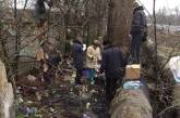 На территории рынка в Николаеве обнаружен обгоревший труп человека. ВИДЕО