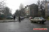 На перекрестке в Николаеве столкнулись ВАЗ и «Славута»