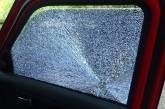 Ночью неизвестные пробили стекло машины лидера николаевского «антимайдана» Никонова. ФОТО