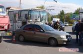 На Пушкинском кольце в Николаеве столкнулись автобус и «Ланос»