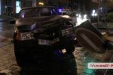 Пьяный таксист на ВАЗе врезался в Дэу в центре Николаева