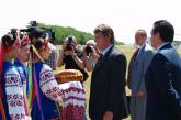 Президент Украины В.Ющенко ознакомился с состоянием посевов на полях Николаевщины