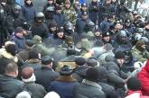 В результате протестов в Виннице восемь человек получили ранения, четверо задержаны