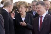 Порошенко, Меркель, Олланд и Путин договорились о встрече Трехсторонней контактной группы до конца недели
