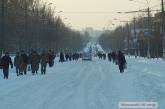 Николаев после бури: транспорт не работает, магазины закрыты, десятки тысяч людей идут пешком