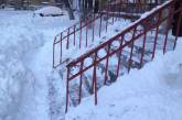 Над расчисткой Николаева от снега трудятся все работники жилищно-коммунальных предприятий