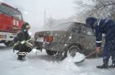 На Николаевщине из снежных заносов спасли более 1500 человек и 830 единиц техники