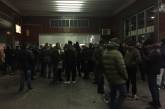 Активисты общественных организаций заблокировали метро "Крещатик"