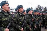 Численность Вооруженных сил Украины увеличена до 250 тыс. человек