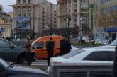 В Киеве в бронированный BMW сына Порошенко врезался джип бойцов "Азова"