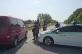 В Харьковской области неизвестный застрелил двух человек и взял заложников