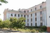 В двух старых школах Николаева открыли после реконструкции спортзалы