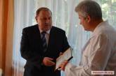 Вице-губернатор Николай Романчук поздравил медиков областного госпиталя ветеранов войны