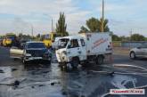 На Широкобальском путепроводе столкнулись "Опель" и грузовик: один человек в больнице