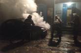 В Николаеве ночью сгорел автомобиль, припаркованный у дома