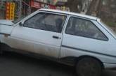 В Николаеве полиция остановила подозрительное авто, водителя и пассажира которого подозревают в торговле наркотиками