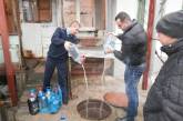В Николаеве полиция "приговорила" 150 литров самогона