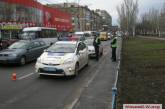 В центре Николаева столкнулись полицейский автомобиль и "Ланос"