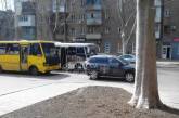 В Одессе столкнулись маршрутка и авто инкассаторов