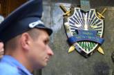 Под Киевом полицейский выстрелил в живот дебоширу с ножом, защищая напарницу