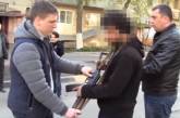 В Одесской области мужчина стрелял из автомата по односельчанину, чтобы вернуть долг 