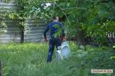 В Николаевском интернате конфликт: через забор выносят умывальники и унитазы