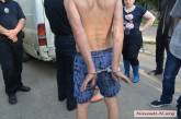 Николаевские патрульные надели наручники на пьяного водителя, который оказал сопротивление. ВИДЕО
