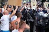 В Польше националисты напали на шествие в честь украинских героев