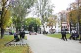 Несмотря на запрет суда, в Одессе националисты возложили цветы к памятнику Ивану Франко и к месту гибели Максима Чайки (ФОТО)