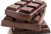Шоколад лечит от наркомании? Наркоман со стажем стащил со склада два ящика сладостей