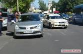В центре Николаева столкнулись Nissan Tiida и Daewoo Nexia
