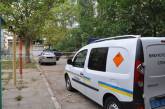 В полицию Николаева сообщили о подозрительном автомобиле, припаркованном во дворе жилого дома