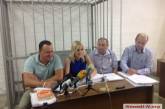 В Николаеве началось рассмотрение дела о взятке вице-губернатора Романчука: адвокаты подсудимого затягивают дело