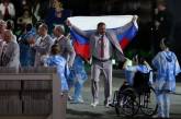 Паралимпийский комитет лишил аккредитации гражданина Беларуси, который нес флаг РФ 