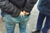 В Николаеве полицейские задержали мужчину, который прятал шприц с наркотиком в ягодицах
