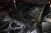 В Николаеве ночью загорелся автомобиль