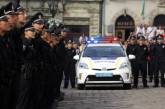 В Одессе автомобиль сбил полицейского из сил специального назначения