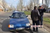 В центре Николаева автомобиль сбил пешехода на переходе