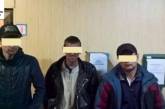 Ночью в Николаеве трое молодчиков ворвались в квартиру к мужчине, избили и ограбили его