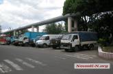 Работники автобазы Морпорта устроили «молчаливую забастовку»