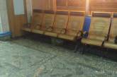 В Николаеве из-за брошенного багажа оцепили ЖД вокзал и вызвали взрывотехников