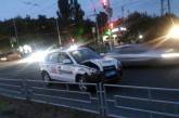 Полицейский джип Hundai Tucson попал в ДТП в Харькове, есть пострадавшие