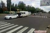 В Николаеве столкнулись автомобили «Форд» и «Мерседес»