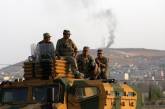Турция выдвинула еще 80 танков к границе с Сирией