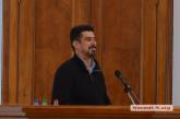 Депутат потребовал предоставить видео, «как Сенкевич по балконам скакал»