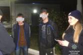 В Николаеве пьяный мужчина ударил и ограбил журналиста