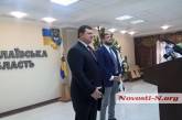 Новогодний подарок: губернатору Савченко директор аэропорта принес взятку