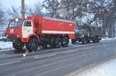 Спасатели на Николаевщине высвободили из снежных заносов 26 грузовиков