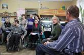 Казакова посетила физкультурно-оздоровительный клуб для людей с инвалидностью